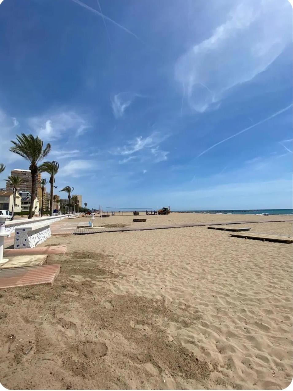 Urban Loft Valencia Playa Apartment ปวยบลา เด ฟาร์นัลส์ ภายนอก รูปภาพ