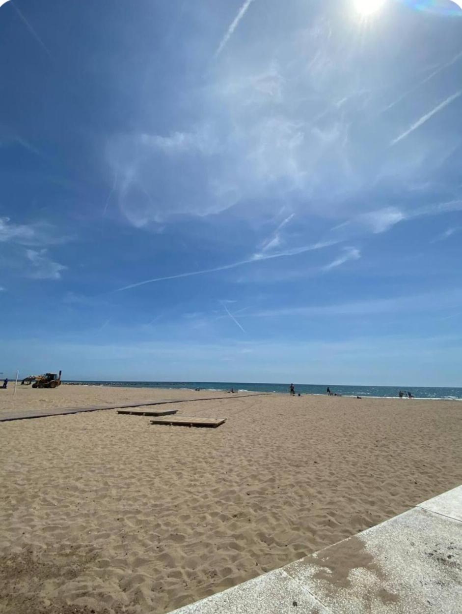 Urban Loft Valencia Playa Apartment ปวยบลา เด ฟาร์นัลส์ ภายนอก รูปภาพ